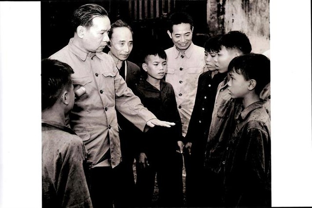 TOÀN CẢNH: LỄ KHAI GIẢNG ĐẶC BIỆT và Kỷ niệm 80 năm thành lập Bộ Quốc gia Giáo dục- Ảnh 52.